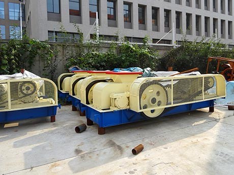 對(duì)輥式破碎機(jī)_雙輥破碎機(jī)價(jià)格、廠家、規(guī)格型號(hào)