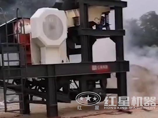 顎式移動(dòng)破碎機(jī)_顎式移動(dòng)破碎站視頻