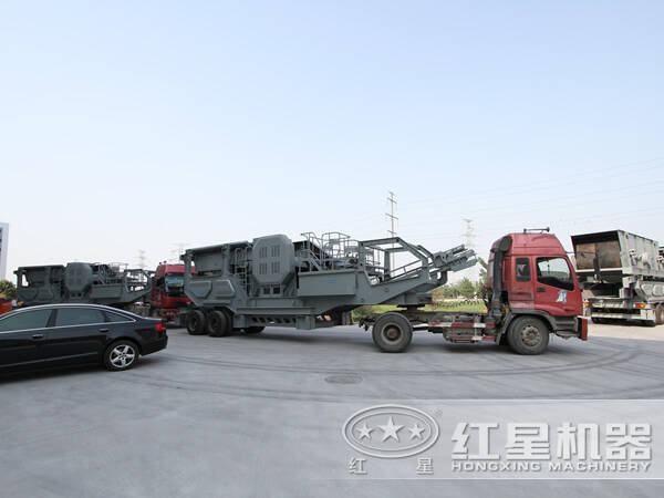顎式破碎機(jī)側(cè)面圖