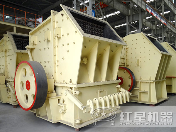 如何對單段錘式破碎機的錘軸抽取工具進行改進？