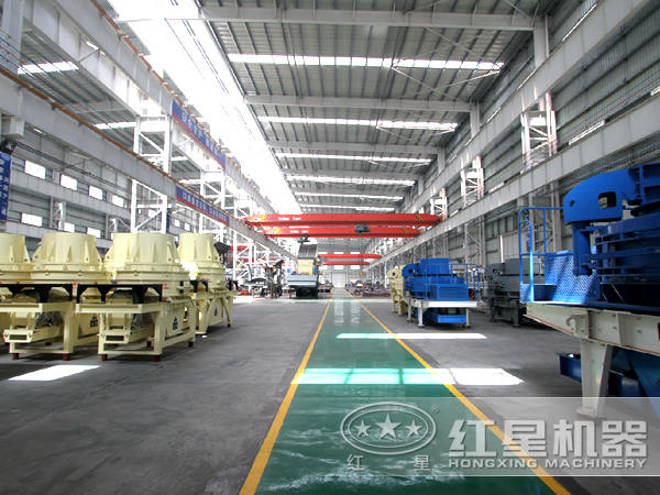 石灰石制砂機(jī)車間實(shí)拍
