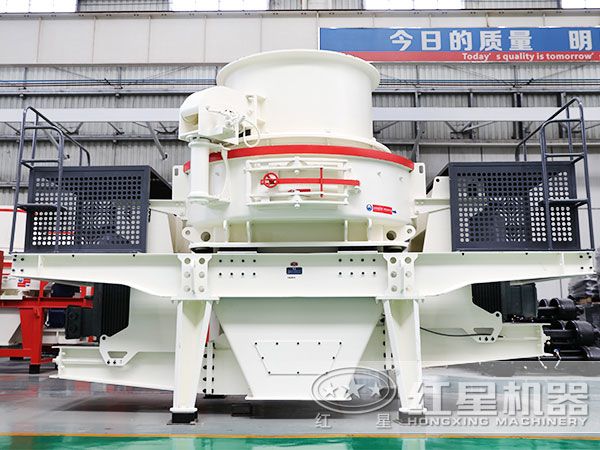 沖擊式破碎機(jī)車(chē)間