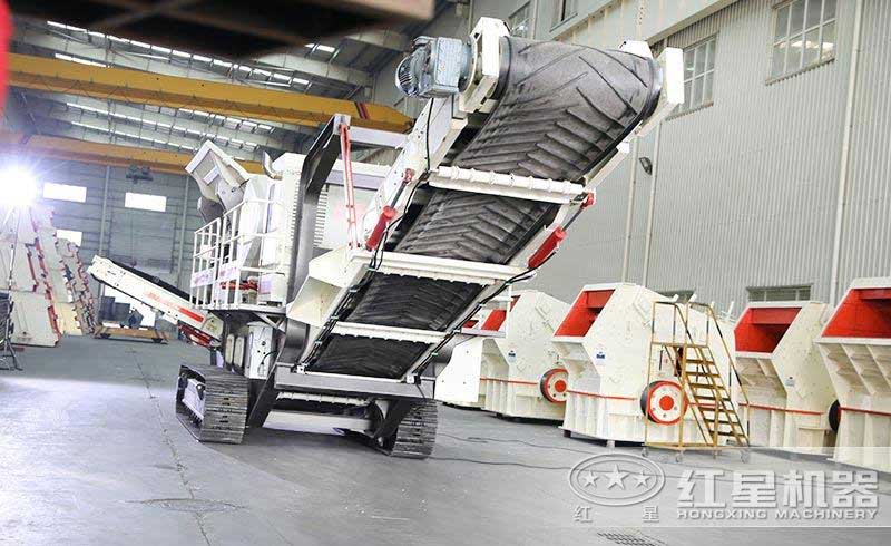礦用移動履帶一體式破碎機(jī)車間實拍