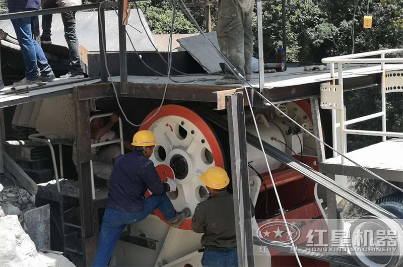 2021年中型破碎機(jī)圖片及價格表