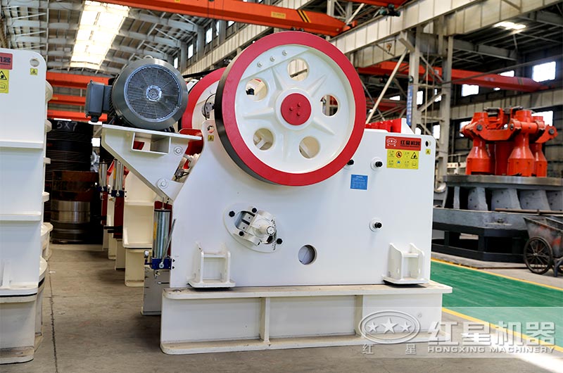 2021顎式破碎機(jī)上新啦！快來瞅瞅新款鄂破報(bào)價(jià)多少